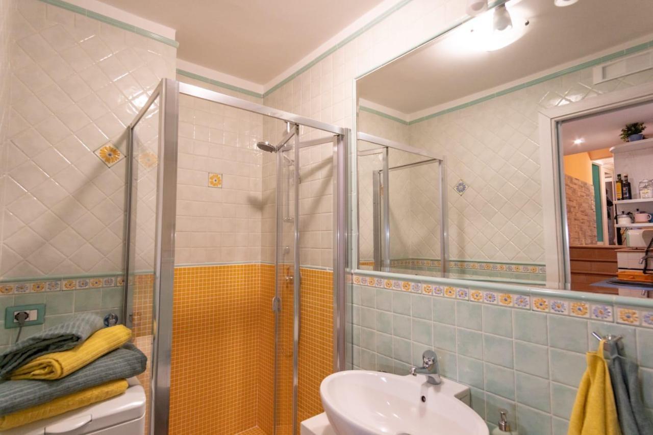 Casa Tonia San Cesareo Apartment Sorrento Luaran gambar